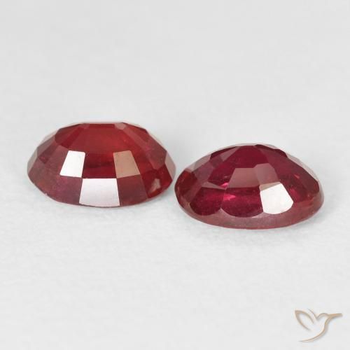 Gemas de Rubí Rojo oscuro natural de 2.34 ct, Ovalada, VS