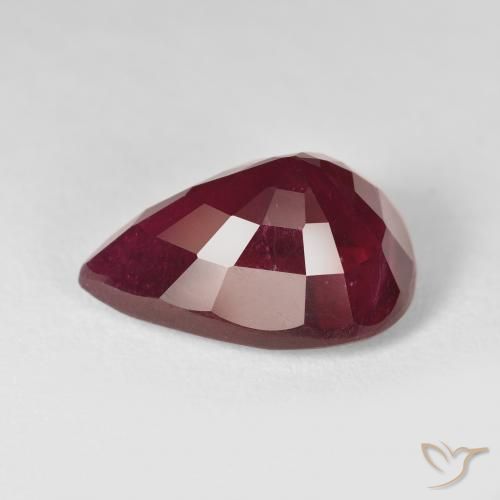 Rubí Rojo sangre natural de 12.94 ct, En forma de pera, VS