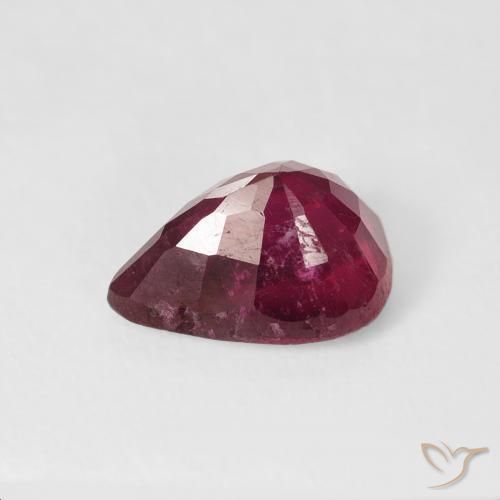 Rubí Carmesí intenso natural de 2.72 ct, En forma de pera, VS