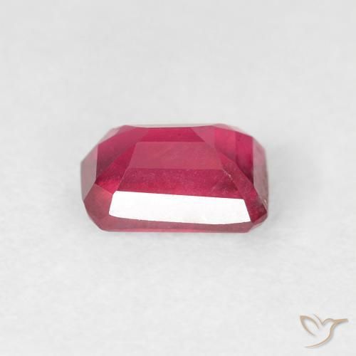 Rubí Rojo medio natural de 0.98 ct, Corte Octágono / Esmeralda, VS