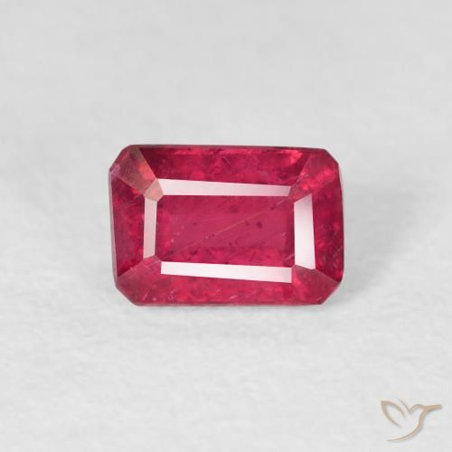 1.06ct Natural Rojo medio Rubí, corte esmeralda, VS