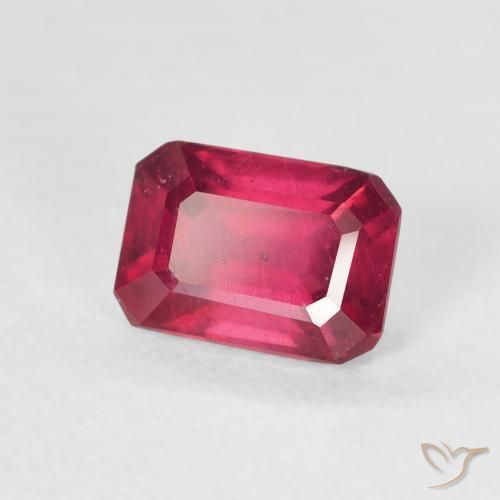 Rubí Rojo oscuro natural de 1.49 ct, Corte Octágono / Esmeralda, VS