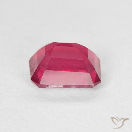 Rubí Rojo claro natural de 1.50 ct, Corte Octágono / Esmeralda, SI