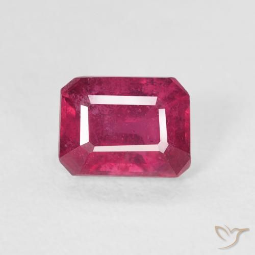 1.37ct Natural Rojo rosado Rubí, corte esmeralda, VS