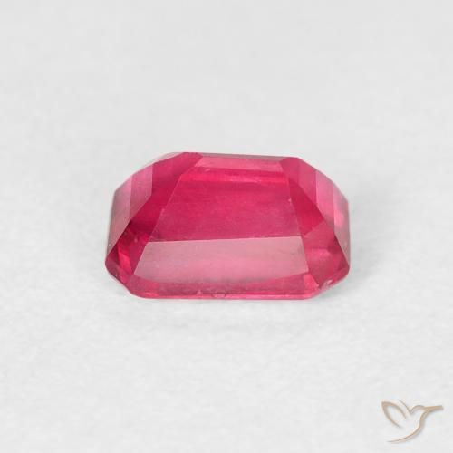 Rubí Rojo rosado natural de 0.98 ct, Corte Octágono / Esmeralda, VS