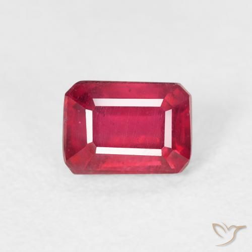 0.97ct Natural Rojo medio Rubí, corte esmeralda, VS