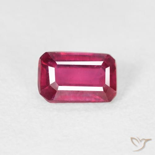 0.69ct Natural Rojo claro Rubí, corte esmeralda, VS
