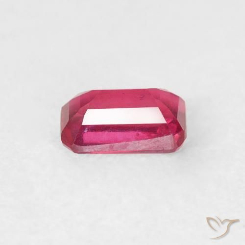 Rubí Rojo claro natural de 0.74 ct, Corte Octágono / Esmeralda, VS