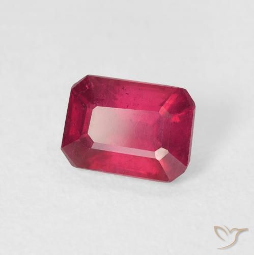 Rubí Carmesí intenso natural de 1.34 ct, Corte Octágono / Esmeralda, VS