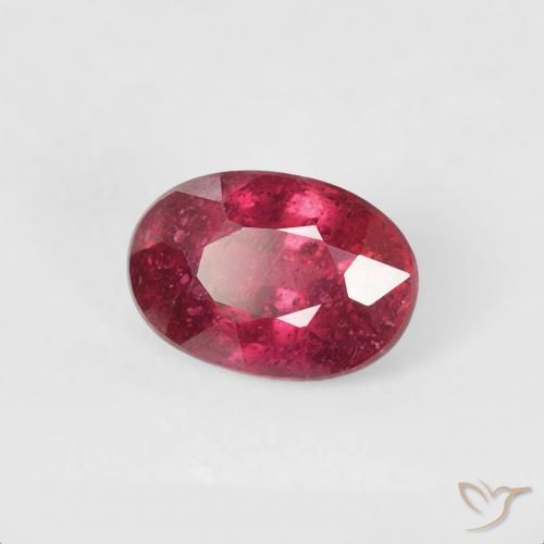 Rubí Rojo medio natural de 0.84 ct, Ovalada, VS-SI