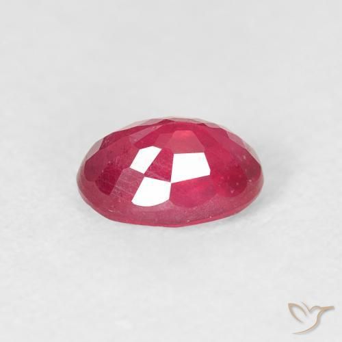 Rubí Rojo medio natural de 0.82 ct, Ovalada, VS-SI