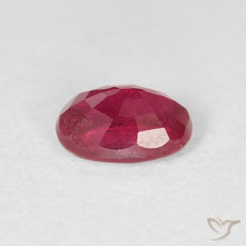 Rubí Rojo sangre natural de 0.77 ct, Ovalada, VS-SI
