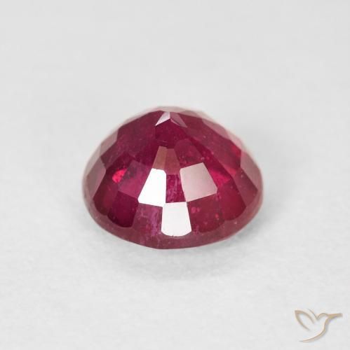 Rubí Rojo medio natural de 2.10 ct, Redondo, VS