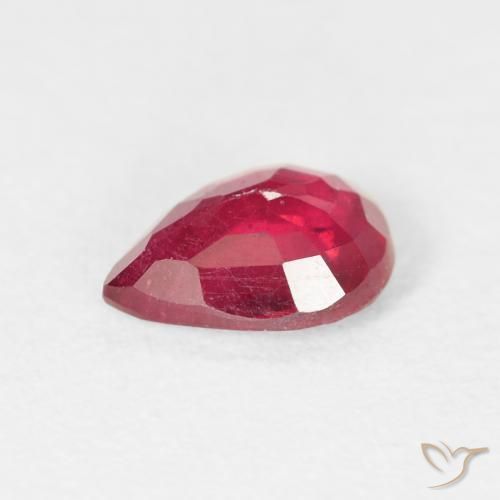 Rubí Carmesí intenso natural de 1.32 ct, En forma de pera, VS-SI