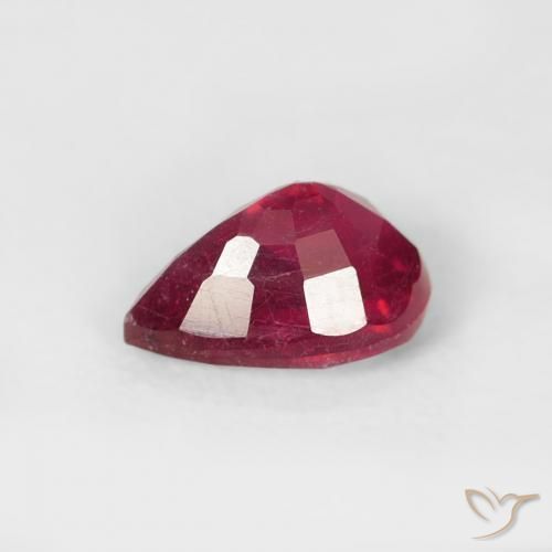 Rubí Rojo medio natural de 0.74 ct, En forma de pera, VS-SI