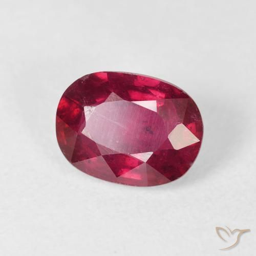 Rubí Rojo sangre natural de 2.05 ct, Ovalada, VS