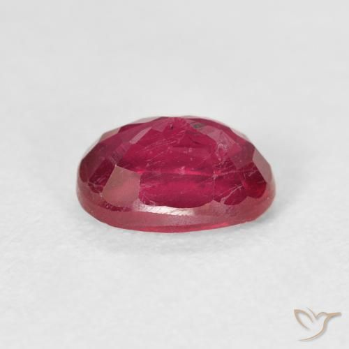Rubí Rojo sangre natural de 2.05 ct, Ovalada, VS