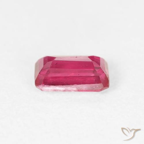 Rubí Rosado rojizo natural de 0.77 ct, Corte Octágono / Esmeralda, VS