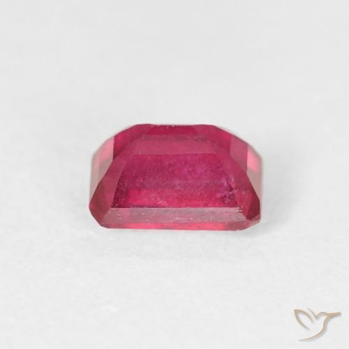 Rubí Carmesí intenso natural de 1.05 ct, Corte Octágono / Esmeralda, VS