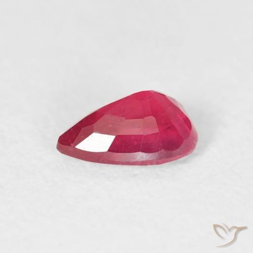 Rubí Rojo rosado natural de 0.57 ct, En forma de pera, VS