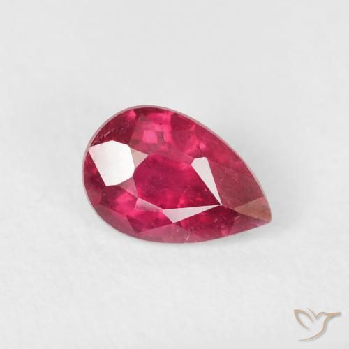 Rubí Carmesí intenso natural de 0.74 ct, En forma de pera, VS-SI