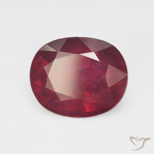 Rubí Rojo oscuro natural de 8.24 ct, Ovalada, VS