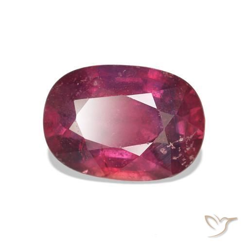 Rubí Medium Dark-Red natural de 1.37 ct, Forma Cojín, VS-SI