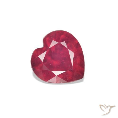 Rubí Rojo sangre natural de 0.63 ct, Corazón, VS