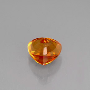 Zafiro naranja natural de 0,98 ct, forma elegante, VS