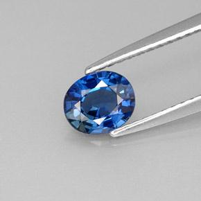 Zafiro azul natural de 0,79 ct, corte óvalo, VS