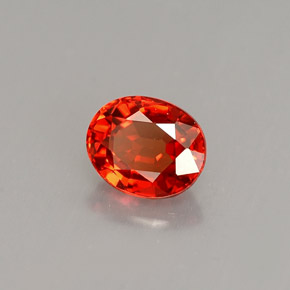 Zafiro naranja natural de 0,90 ct, corte óvalo, VS