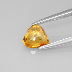 Zafiro amarillo natural de 0,97 ct, forma de corazón, VS