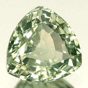 Zafiro verde natural de 1,04 ct, trillón, VS