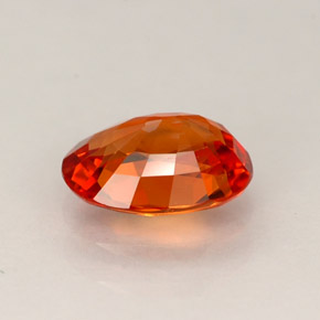 Zafiro naranja natural de 0,97 ct, corte óvalo, VS