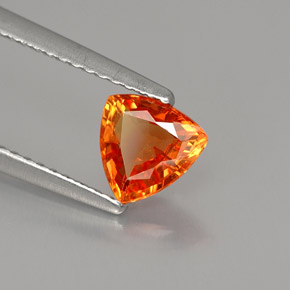 Zafiro naranja natural de 0,88 ct, trillón, VS