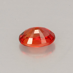 Zafiro naranja natural de 0,71 ct, corte óvalo, VS