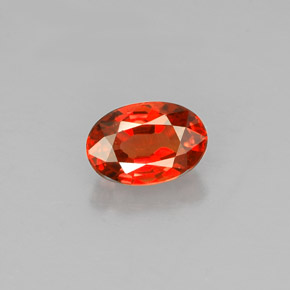 Zafiro naranja natural de 0,76 ct, corte óvalo, VS