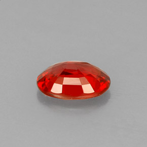 Zafiro naranja natural de 0,60 ct, corte óvalo, VS