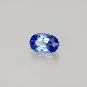 Zafiro azul natural de 0,61 ct, corte óvalo, VVS