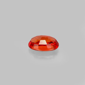 Zafiro naranja natural de 0,68 ct, corte óvalo, VVS