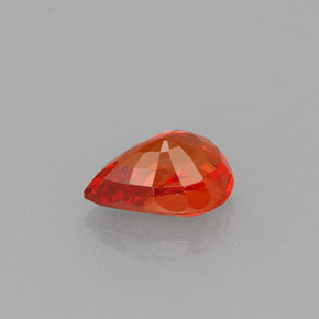 Zafiro naranja natural de 0,64 ct, en forma de pera, VS