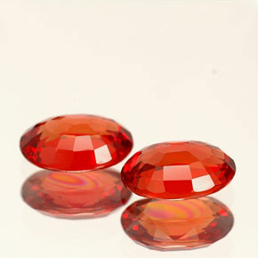Gemas de zafiro naranja natural de  ct, corte óvalo, VVS