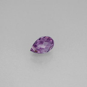 Zafiro violeta natural de 0,92 ct, briolette, VS