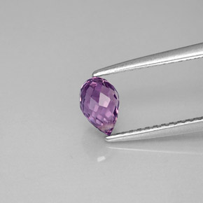 Zafiro violeta natural de 0,92 ct, briolette, VS