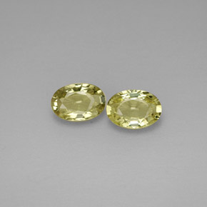 Gemas de zafiro verde natural de  ct, corte óvalo, VVS