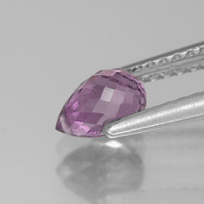 Zafiro violeta natural de 0,95 ct, briolette, VS-SI