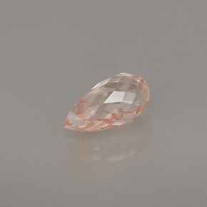 Zafiro amarillo natural de 0,89 ct, briolette, VVS