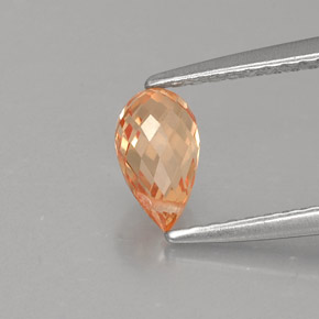 Zafiro naranja natural de 0,91 ct, briolette, VVS-VS