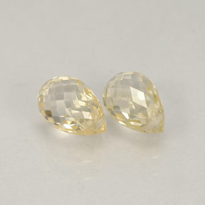 Gemas de zafiro amarillo natural de  ct, briolette, VVS
