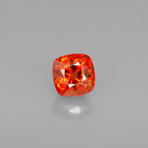 Zafiro naranja natural de 0,67 ct, corte cojín, VS